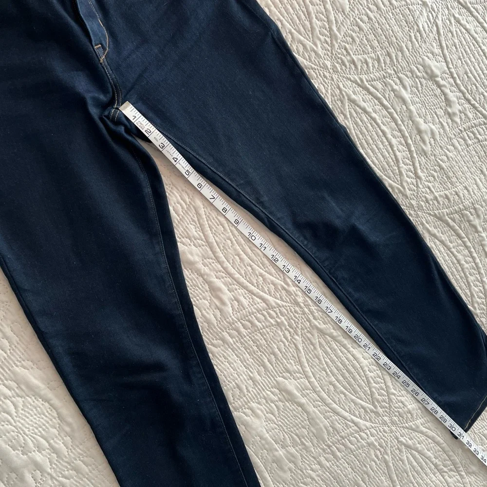 Levi’s Mid Rise Skinny Jeans - Picture 4 of 6